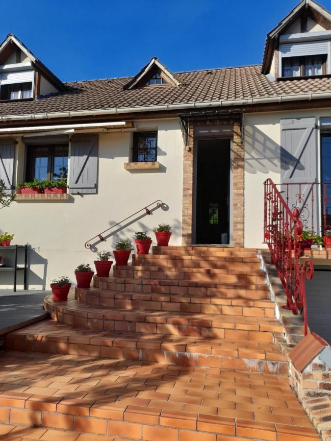 Le Petit Chateau Saint-Martin-Saint-Firmin Exterior photo